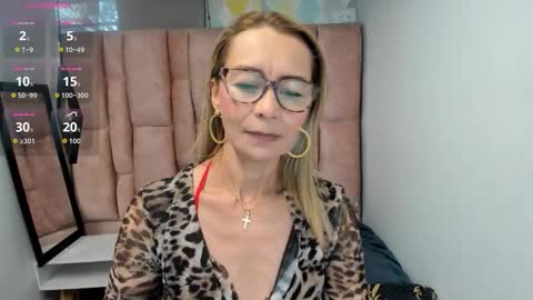 ISSA MILF online show from 02/26/26, 01:43
