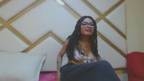 Snapshot of issaa_tyler chatting on 05/10/26, 04:17 Issa online show from 05/10/26, 04:17
