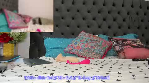 Snapshot of issabellaa chatting on 06/16/26, 06:05 Issy online show from 06/16/26, 06:05