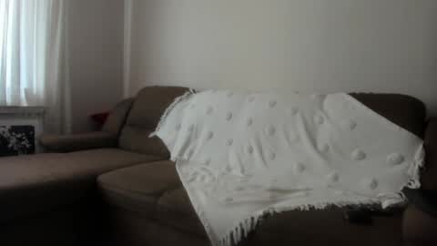 Issabelle online show from 02/19/25, 10:23