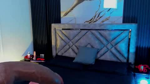 Issafoxx online show from 10/07/25, 11:40