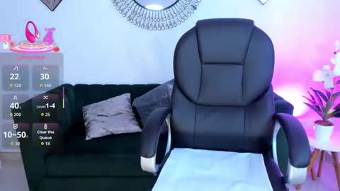 issi_loren online show from 02/24/26, 05:55