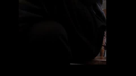 Snapshot of ital25usa chatting on 12/28/24, 03:47 ital25usa online show from 12/28/24, 03:47