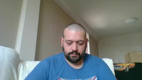 Snapshot of italianbigboy932 chatting on 05/16/26, 09:06 italianbigboy932 online show from 05/16/26, 09:06
