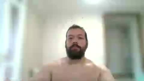 Snapshot of italianbigboy932 chatting on 07/17/26, 05:36 italianbigboy932 online show from 07/17/26, 05:36