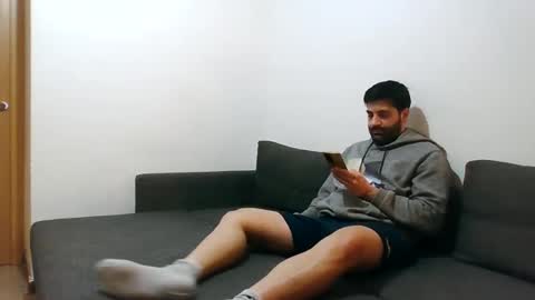 Snapshot of italianboybcn chatting on 12/31/24, 07:07 italianboybcn online show from 12/31/24, 07:07