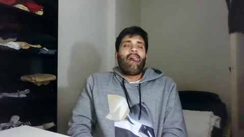 Snapshot of italianboybcn chatting on 03/06/25, 03:24 italianboybcn online show from 03/06/25, 03:24