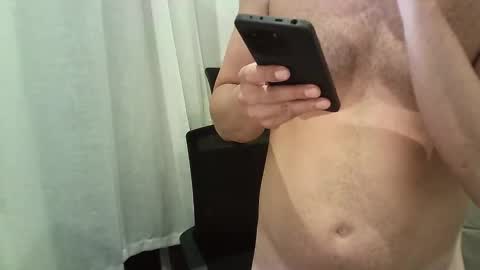 Snapshot of italianboybcn chatting on 09/10/25, 07:03 italianboybcn online show from 09/10/25, 07:03