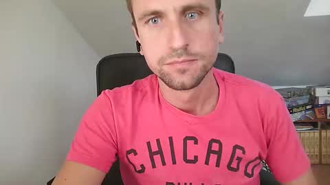 Snapshot of italiano116116 chatting on 09/24/25, 07:33 italiano116116 online show from 09/24/25, 07:33