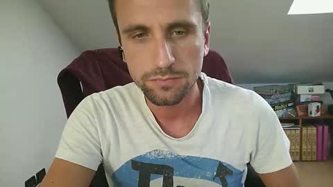 Snapshot of italiano116116 chatting on 09/26/25, 02:43 italiano116116 online show from 09/26/25, 02:43