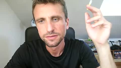 Snapshot of italiano116116 chatting on 06/19/26, 10:30 italiano116116 online show from 06/19/26, 10:30