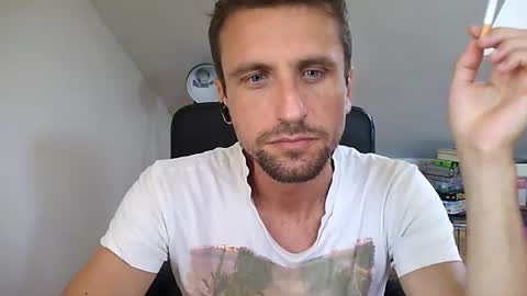 Snapshot of italiano116116 chatting on 06/22/26, 08:22 italiano116116 online show from 06/22/26, 08:22