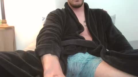 italianstallion69123 online show from 12/02/24, 08:22