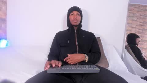 itanxfor online show from 02/02/26, 01:10