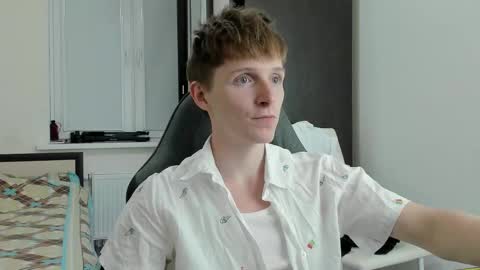 Ethan online show from 11/05/25, 06:30