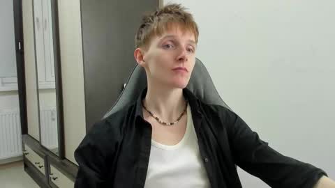 Ethan online show from 12/14/25, 06:52