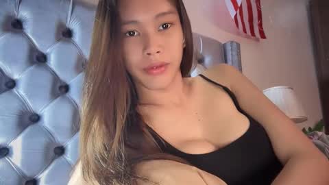 Cora online show from 10/02/25, 08:21