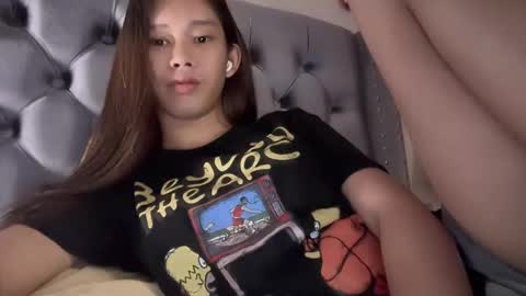 Cora online show from 10/19/25, 03:01