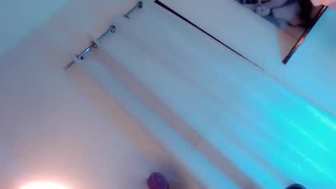 EZZIE online show from 02/17/25, 09:52