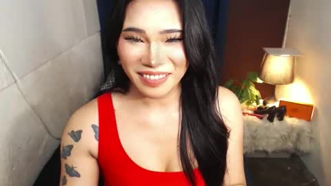 Snapshot of its_me_mariee chatting on 05/21/26, 06:37 Im Mariee online show from 05/21/26, 06:37