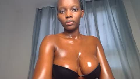 Snapshot of its_metney chatting on 06/14/26, 11:01 Metney online show from 06/14/26, 11:01