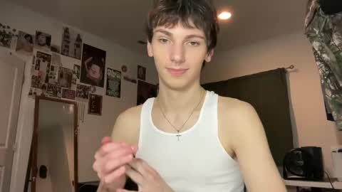 Snapshot of its_rowan chatting on 10/09/25, 01:25 Rowan online show from 10/09/25, 01:25