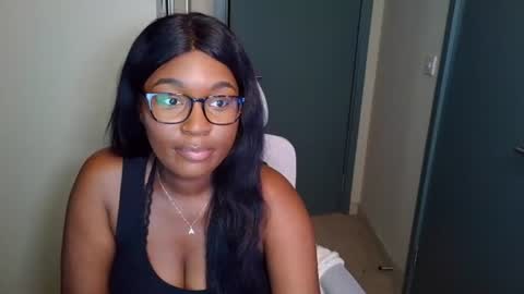 itsanna_b online show from 07/02/26, 02:22