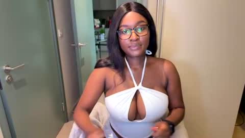 itsanna_b online show from 07/03/26, 04:30
