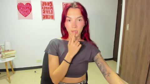 Snapshot of itscamill chatting on 06/02/26, 03:30 camill online show from 06/02/26, 03:30