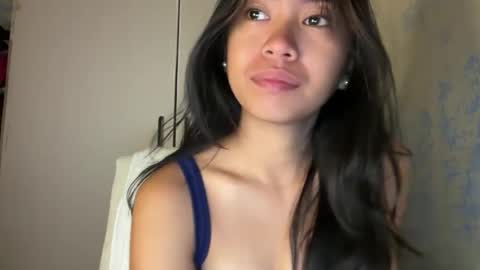 Candy online show from 04/21/26, 02:51