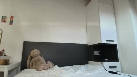 itschanelxx online show from 04/11/26, 07:45