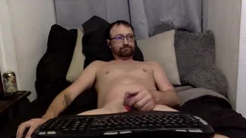 itsjustcute0121 online show from 11/14/25, 07:07