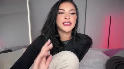 itskassielee online show from 02/16/25, 03:47