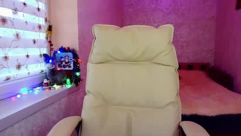 itslunaday online show from 12/27/24, 12:34