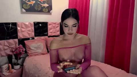 Anna online show from 10/20/25, 04:02