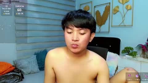 Snapshot of itsme_berniexx chatting on 12/21/24, 06:55 ask me online show from 12/21/24, 06:55