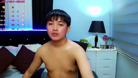 Snapshot of itsme_berniexx chatting on 01/07/25, 10:11 ask me online show from 01/07/25, 10:11