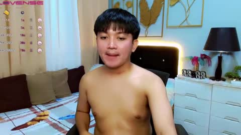 Snapshot of itsme_berniexx chatting on 01/11/25, 07:17 ask me online show from 01/11/25, 07:17