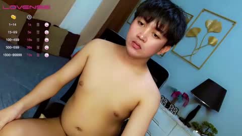 Snapshot of itsme_berniexx chatting on 02/03/25, 08:24 ask me online show from 02/03/25, 08:24