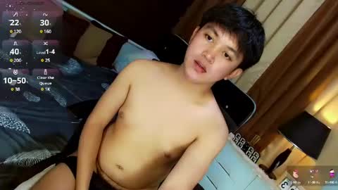 Snapshot of itsme_berniexx chatting on 02/23/25, 09:33 ask me online show from 02/23/25, 09:33