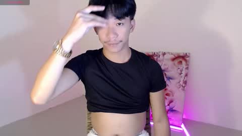 Snapshot of itsme_cxhennn chatting on 10/13/25, 06:08 itsme_cxhennn online show from 10/13/25, 06:08