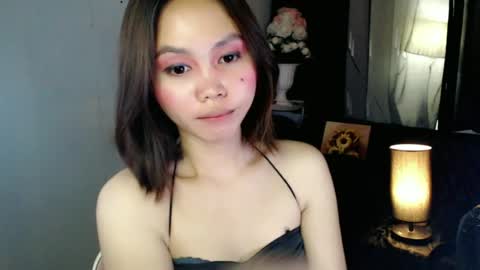 Snapshot of itsme_liza chatting on 06/13/26, 11:13 itsme_liza online show from 06/13/26, 11:13