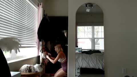 Snapshot of itsmealexisrae chatting on 09/09/25, 08:41 Alexis Rae online show from 09/09/25, 08:41