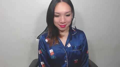 itsmehotqueen online show from 10/06/25, 04:37