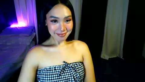 Snapshot of itsmehotqueen chatting on 05/10/26, 03:39 itsmehotqueen online show from 05/10/26, 03:39