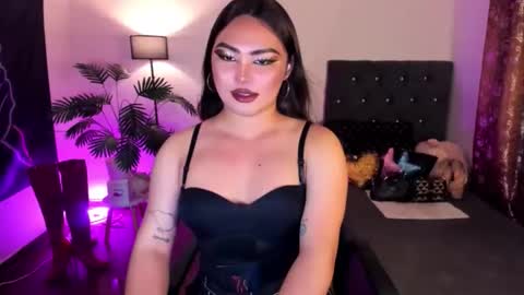 Siana online show from 05/04/26, 01:07