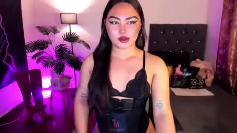 Siana online show from 05/05/26, 05:43