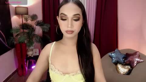 Sofia online show from 11/11/25, 06:52