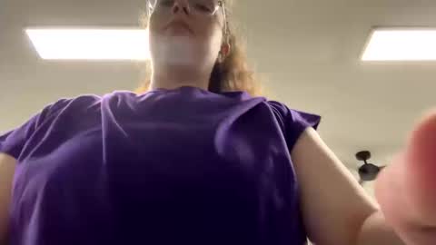 Mila Voss online show from 10/15/25, 12:44