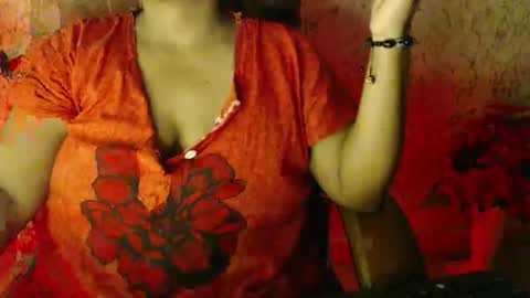 Snapshot of itsmiradesire chatting on 05/06/26, 03:28 Mira online show from 05/06/26, 03:28